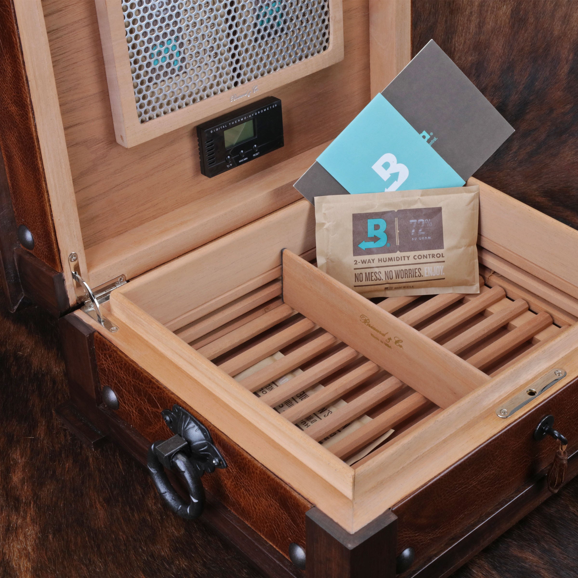 Brizard Chesterfield Solid Wood Airflow Humidor 60 / 70 count