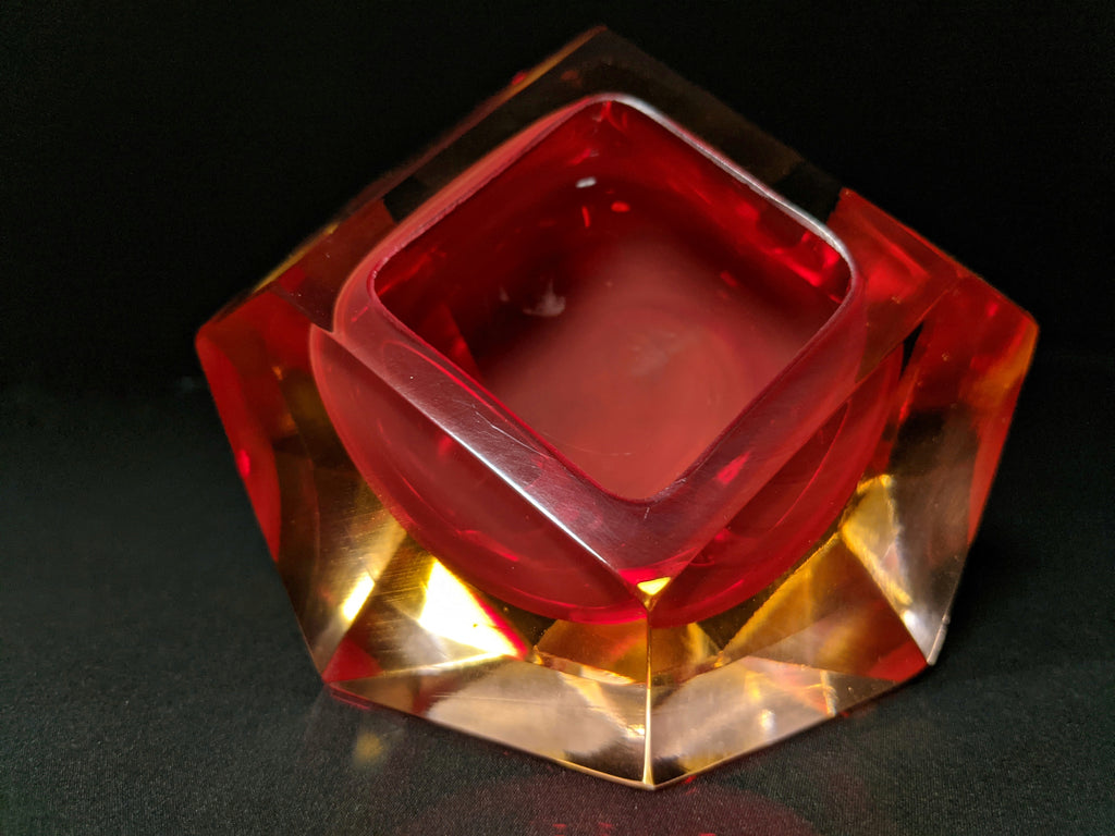 Sommerso Murano | Flavio Poli Yellow & Red Faceted Glass Ashtray | Italy 1950s