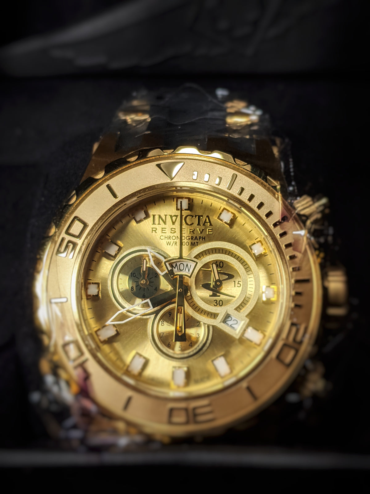 Invicta Subaqua 6905 Watch | New, Broken Band, Needs Battery | As-Is