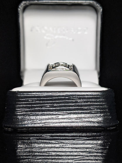 18K White Gold Diamond Pinky Ring Size 8.5