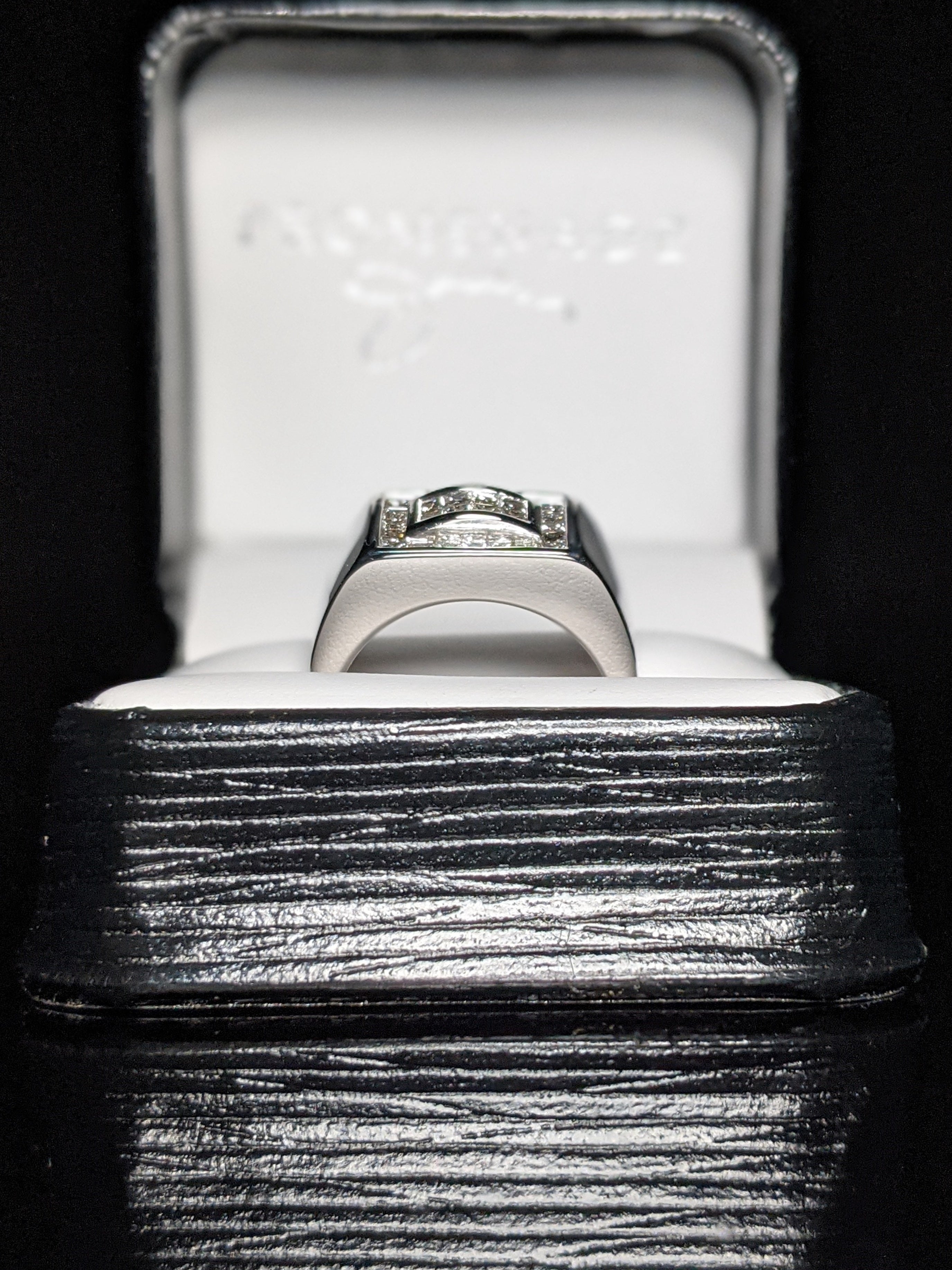 18K White Gold Diamond Pinky Ring Size 8.5