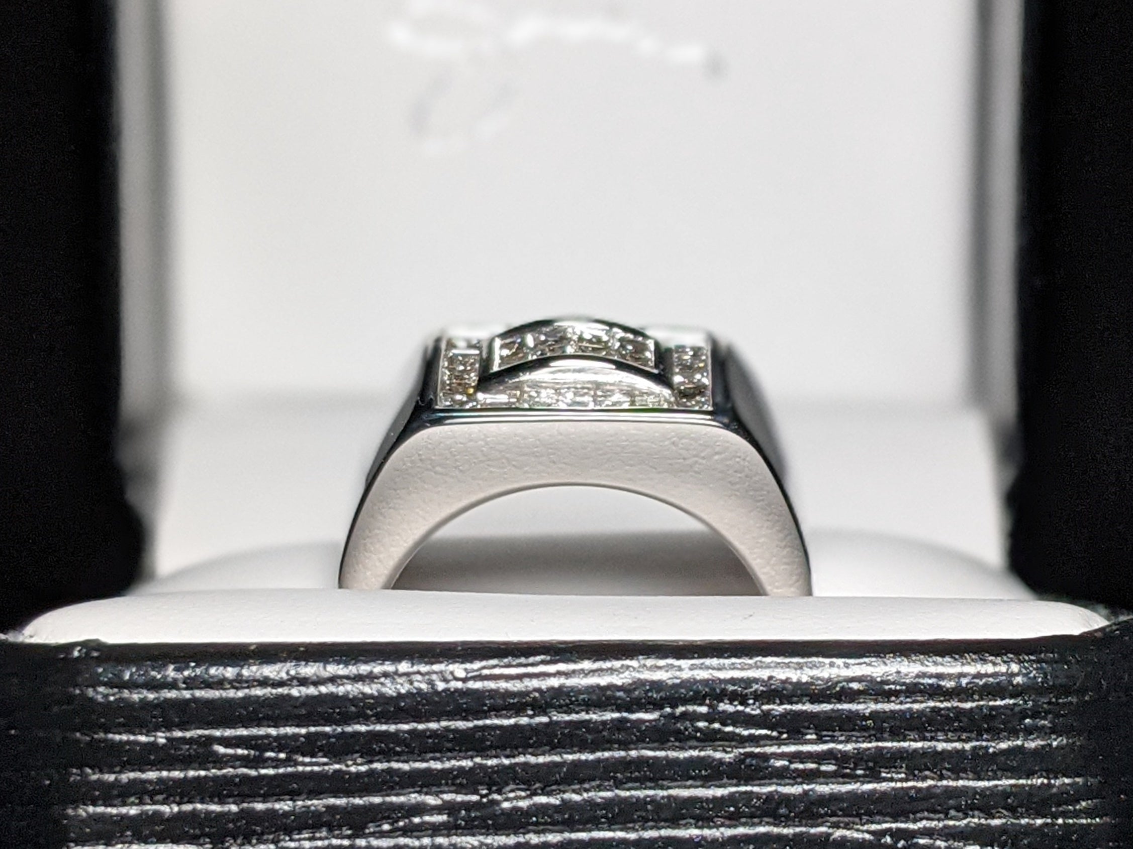 18K White Gold Diamond Pinky Ring Size 8.5