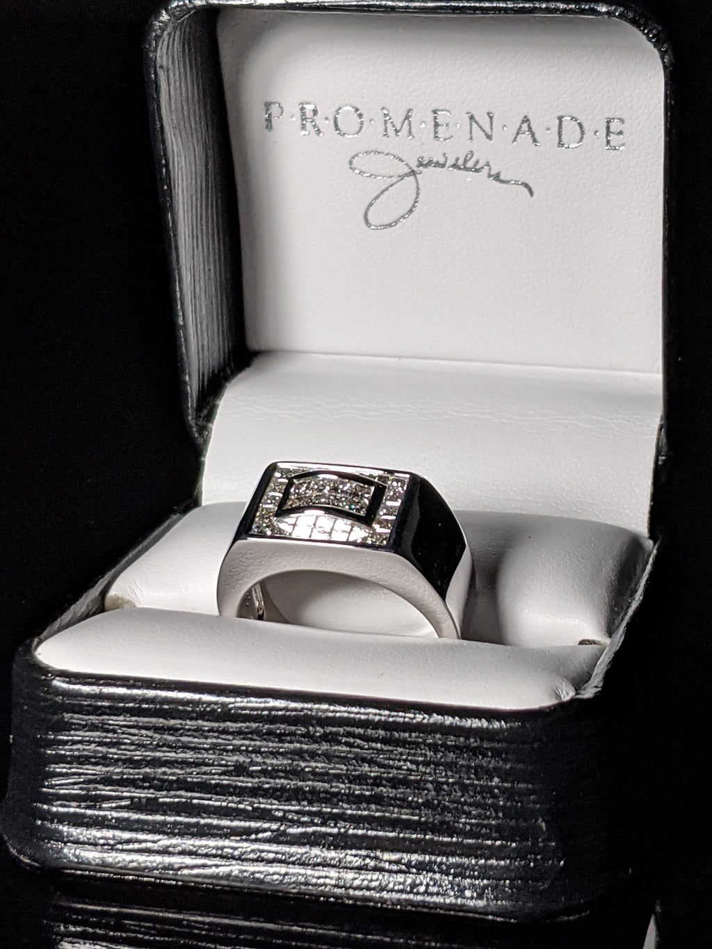 18K White Gold Diamond Pinky Ring Size 8.5