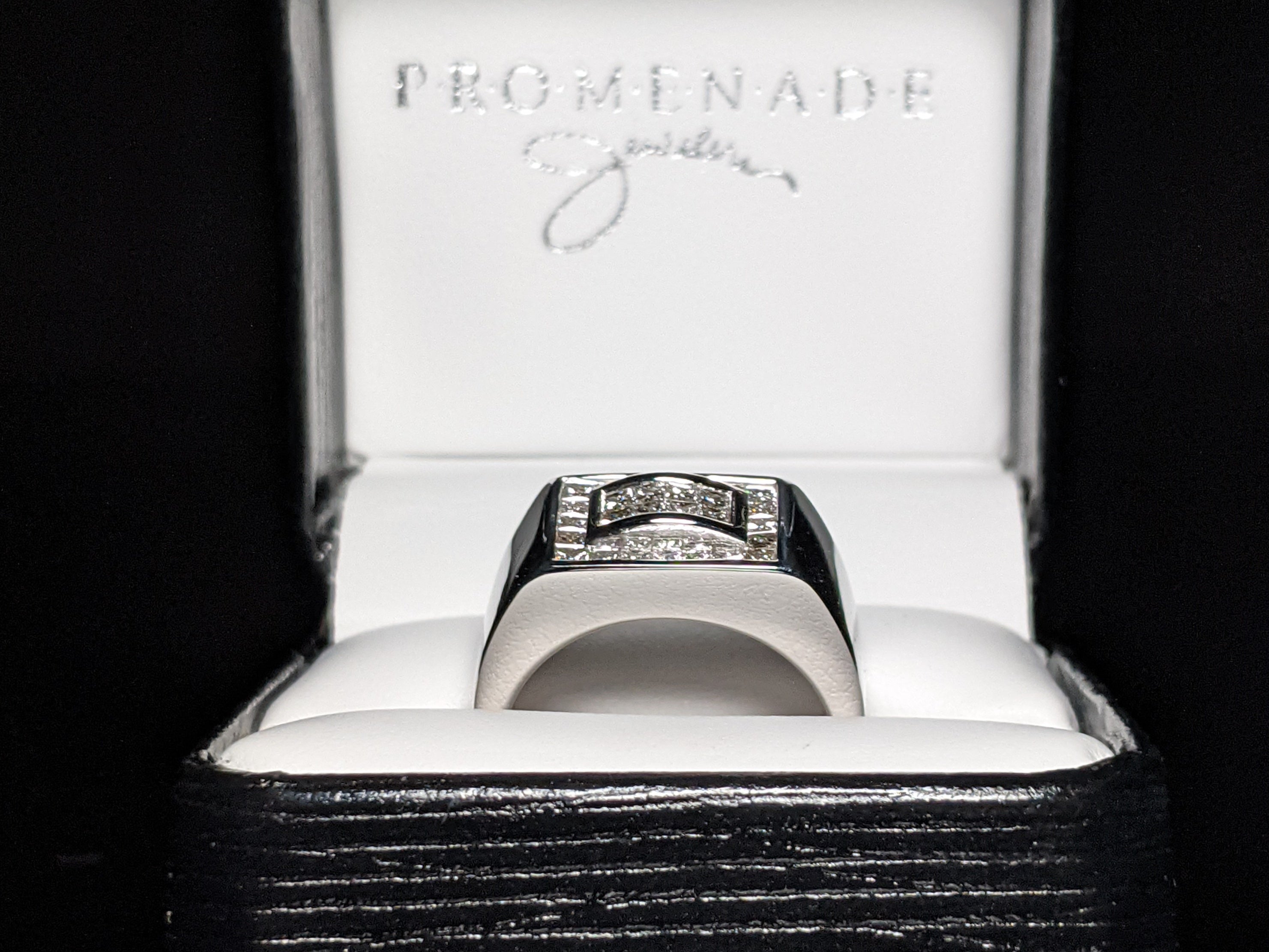 18K White Gold Diamond Pinky Ring Size 8.5