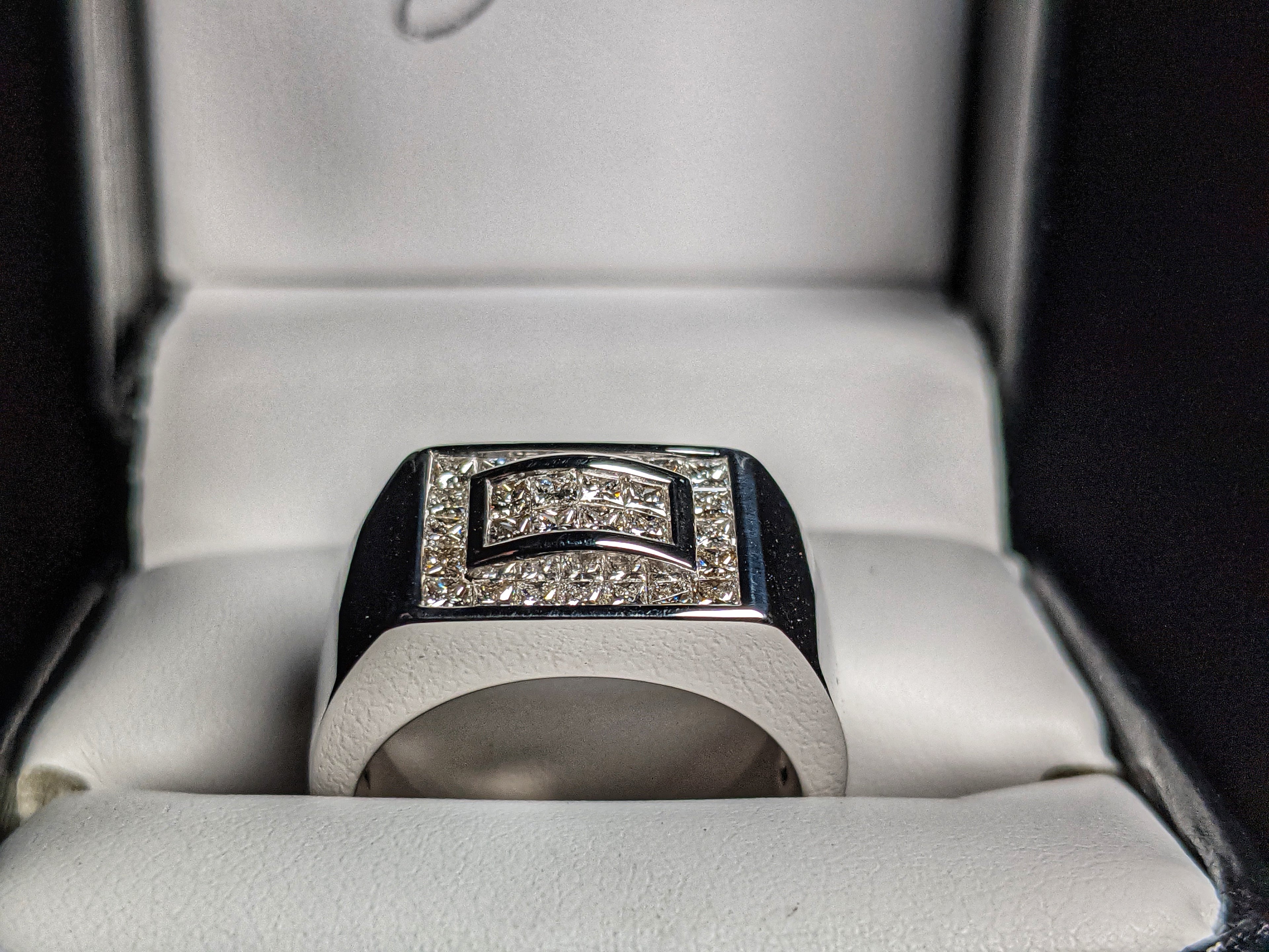 18K White Gold Diamond Pinky Ring Size 8.5