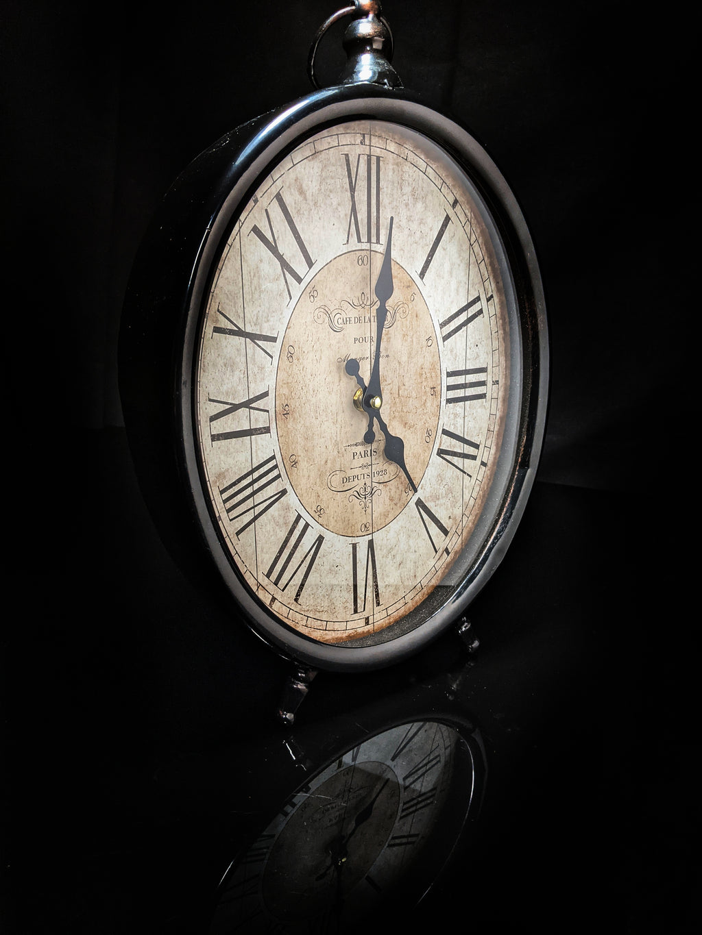 Table Clock Vintage Looking Measures 13.5" H x 9.5" W x 2" D
