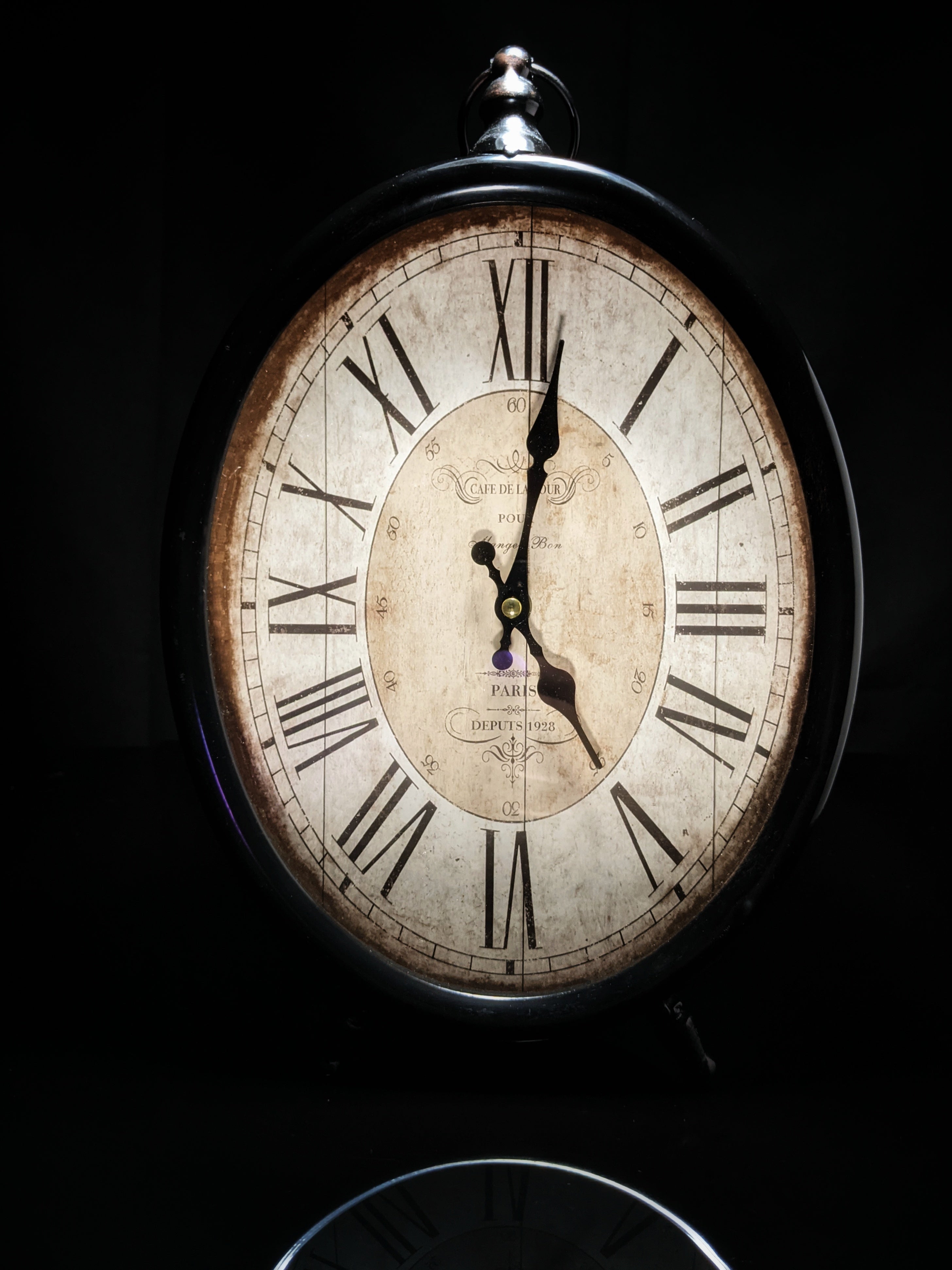 Table Clock Vintage Looking Measures 13.5" H x 9.5" W x 2" D