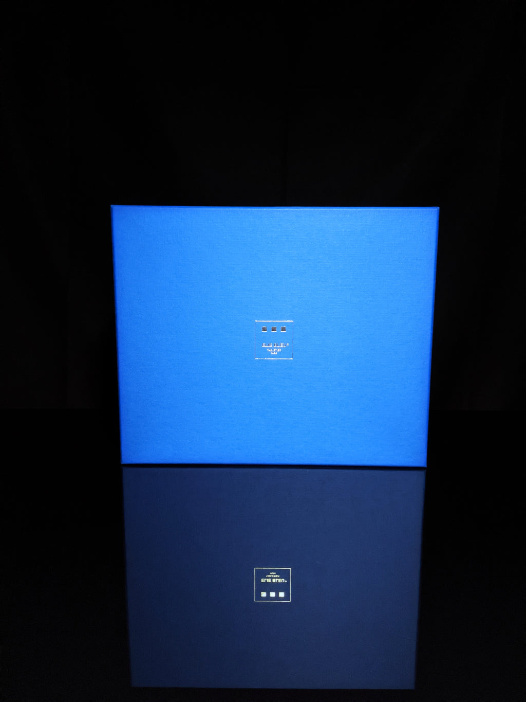 Elie Bleu Alba Red Sycamore Humidor 75 count