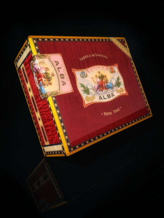 Elie Bleu Alba Red Sycamore Humidor 75 ct