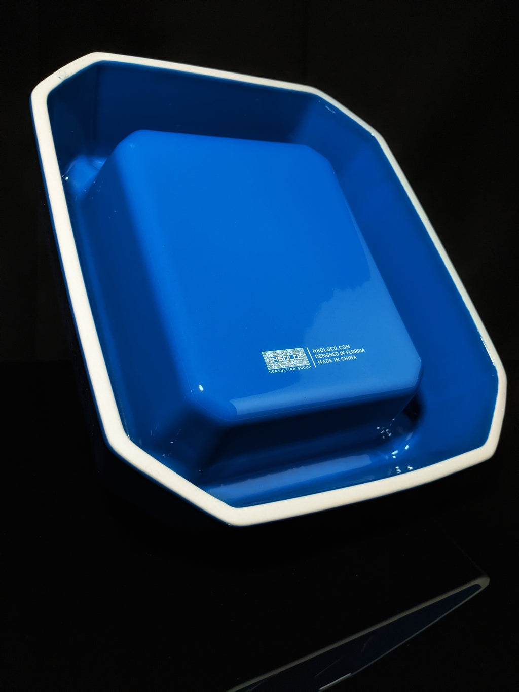 Drew Estates Undercrown Blue  Ceramic Ashtray 10" L x 8.5" W x 2.75" H NIB