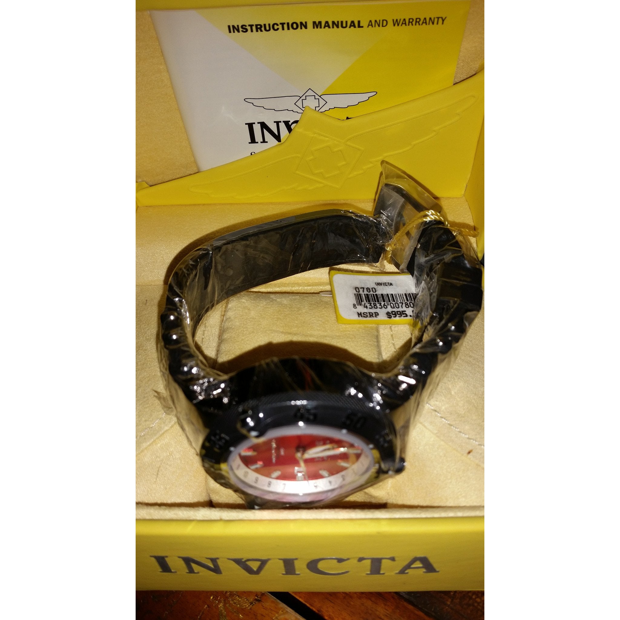 Invicta 0780 Men s Subaqua GMT Limited Edition Polyurethane Bracelet Watch