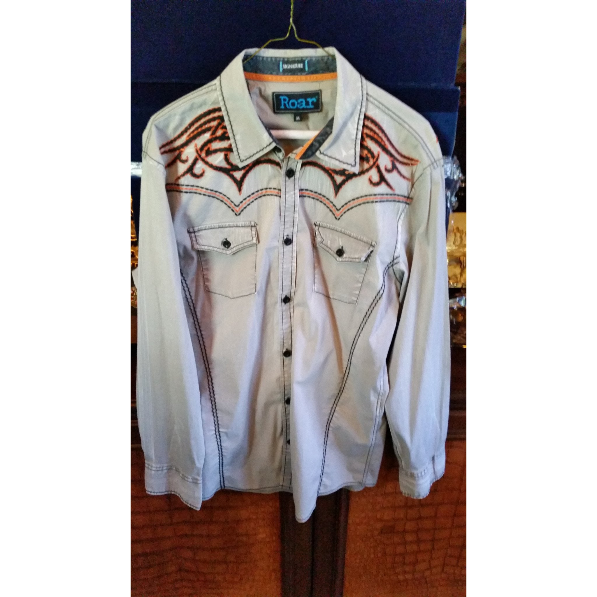 Roar Tan Long Sleeve Medium-sized