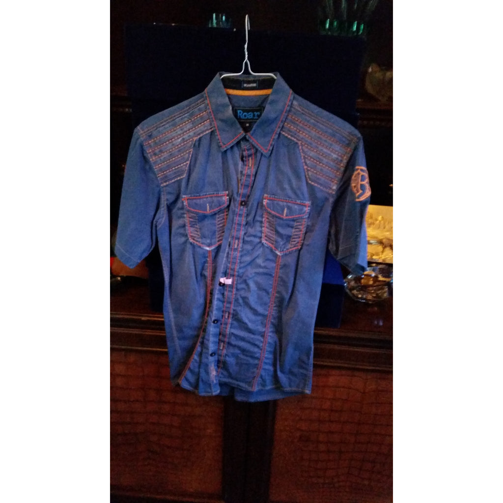 Roar Medium-sized shirt